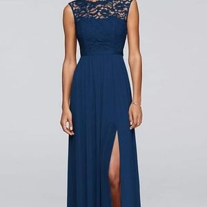 Long dress with lace bodice